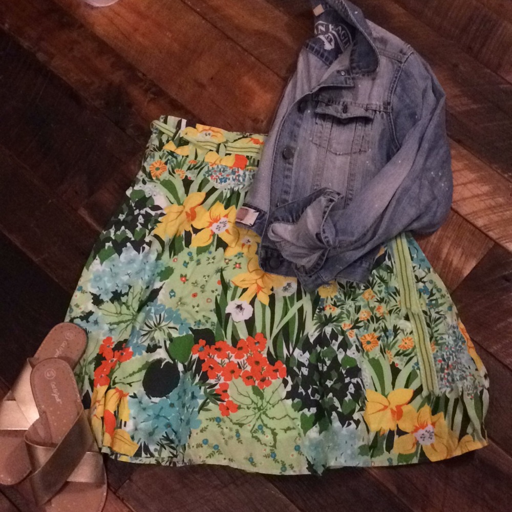 Express floral skirt